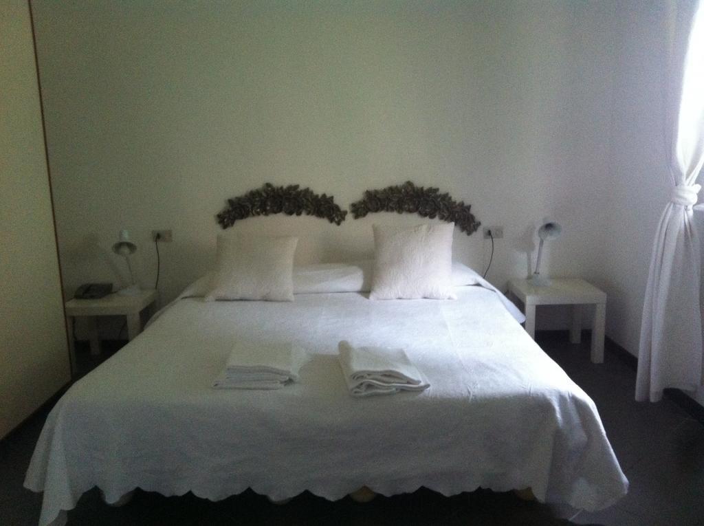 Hotel Pensione Moderna ボナッソーラ 部屋 写真